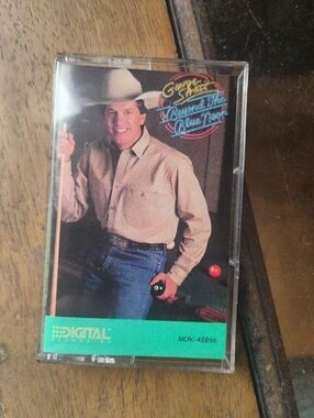 George Strait Beyond The Blue Neon Cassette Tape (1989) MCA MCAC-42266 VG